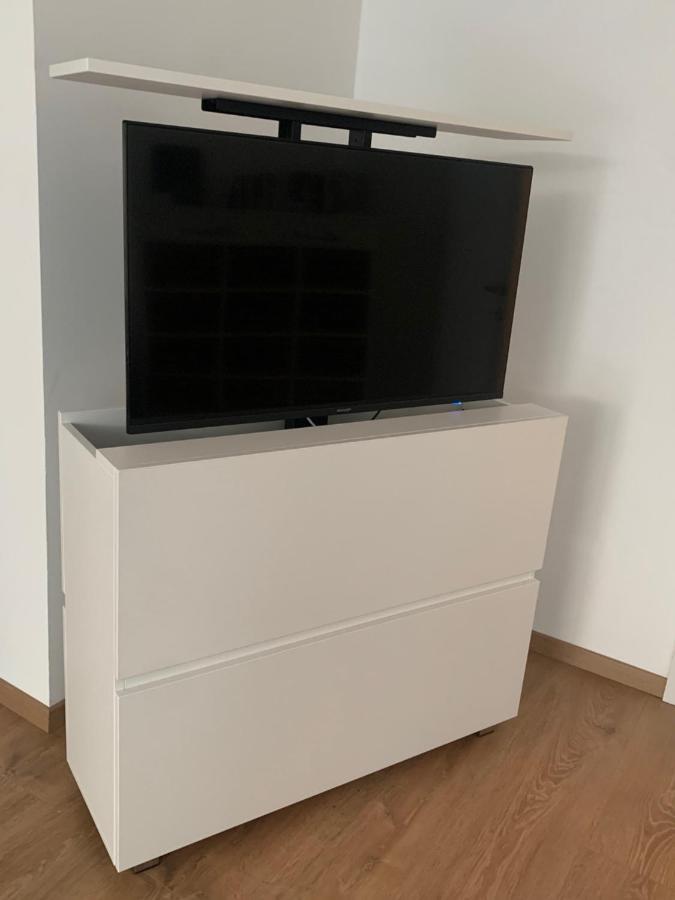 Relax Apartment Mit Garten - Lifestyle Am Bodensee, Fahrraeder & Parkplatz Inklusive Bregenz Bagian luar foto