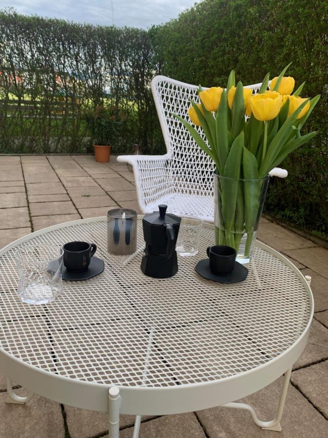 Relax Apartment Mit Garten - Lifestyle Am Bodensee, Fahrraeder & Parkplatz Inklusive Bregenz Bagian luar foto